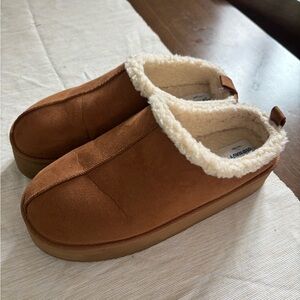 Old Navy Brown Mules with Cream Lining